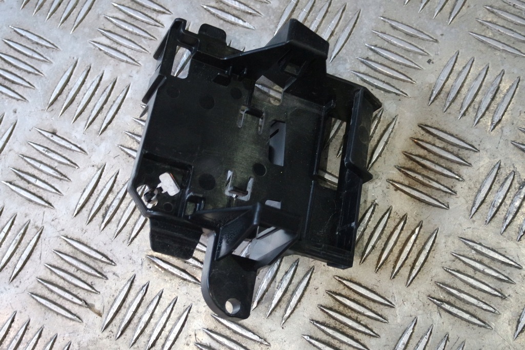 фото №1, Кронштейн радара lamborghini urus 4m0907714