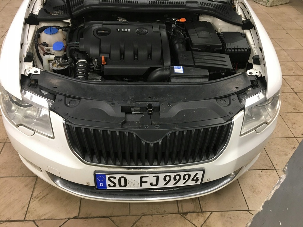 фото №1, Skoda superb 2 2008-2012 замок капот
