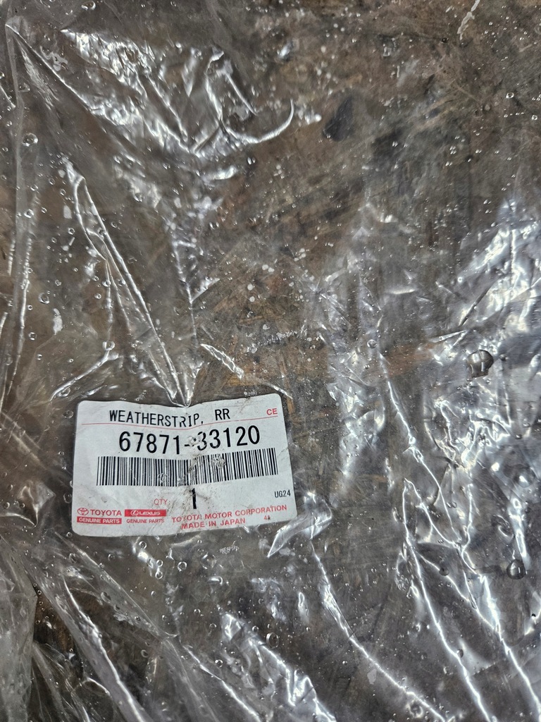 фото №16, Toyota camry ix 9 2017 - прокладка двері задніх задня правий 67871-33120
