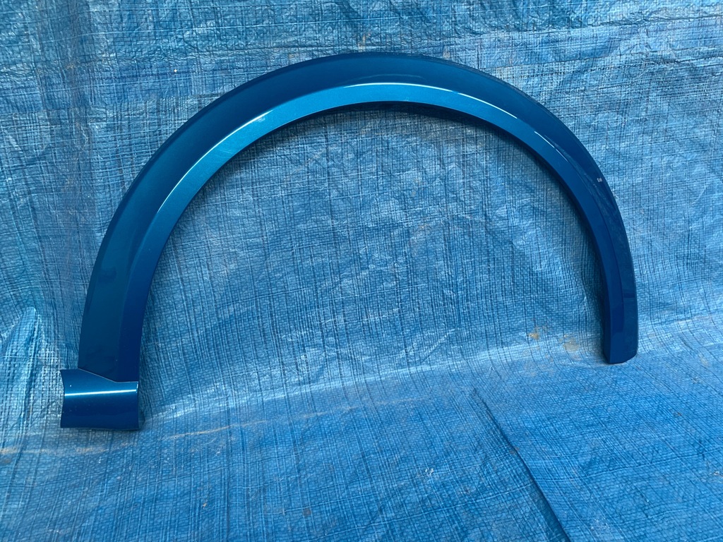 фото №1, Ford puma st line накладка расширитель правая перед