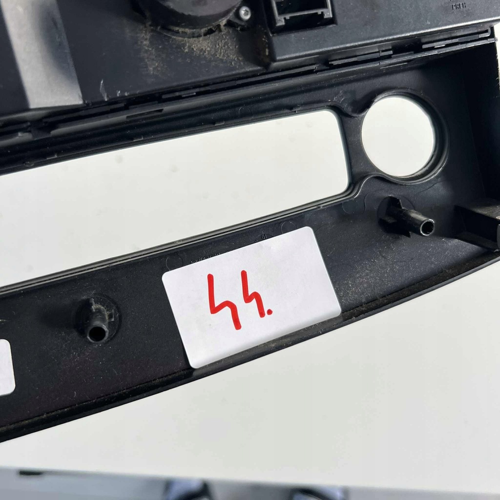 фото №13, Bmw 5 e60 e61 2006 середина панель кондиционера 9177712