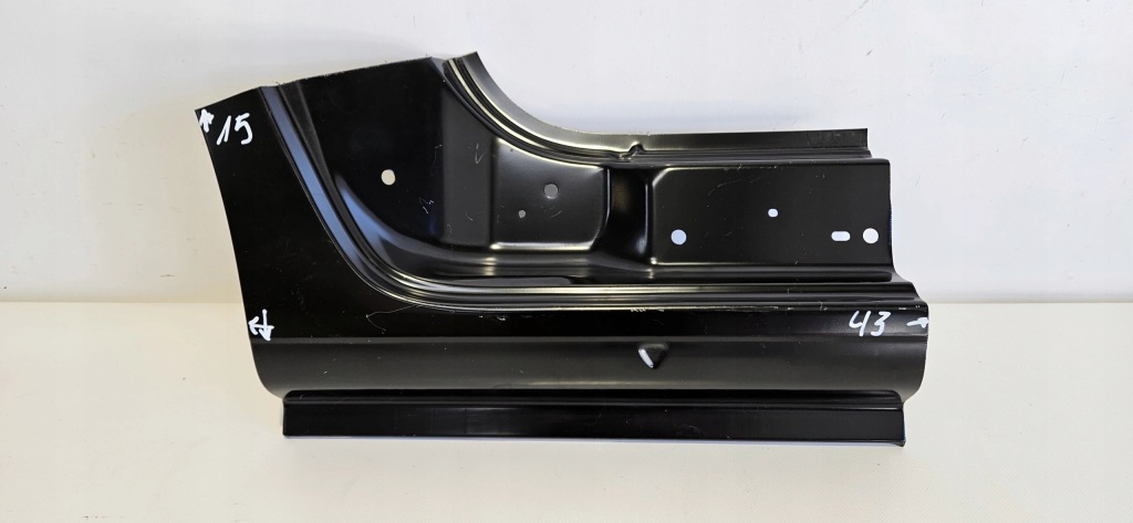 Купить Порог правый задний  renault kangoo iii 08-21 новый oryg