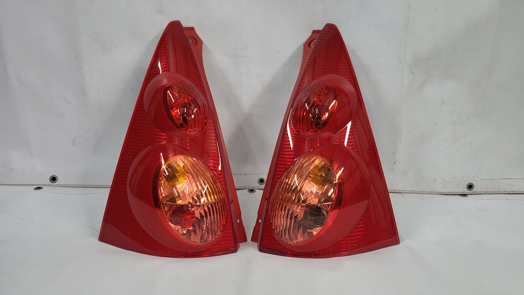 фото №1, -лампа задня права citroen c1 peugeot 107