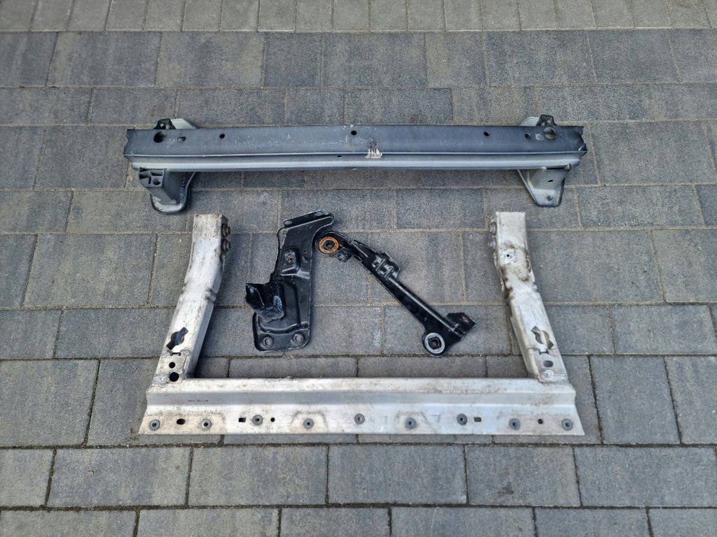 фото №1, Maserati levante pas балка передня підсилювач