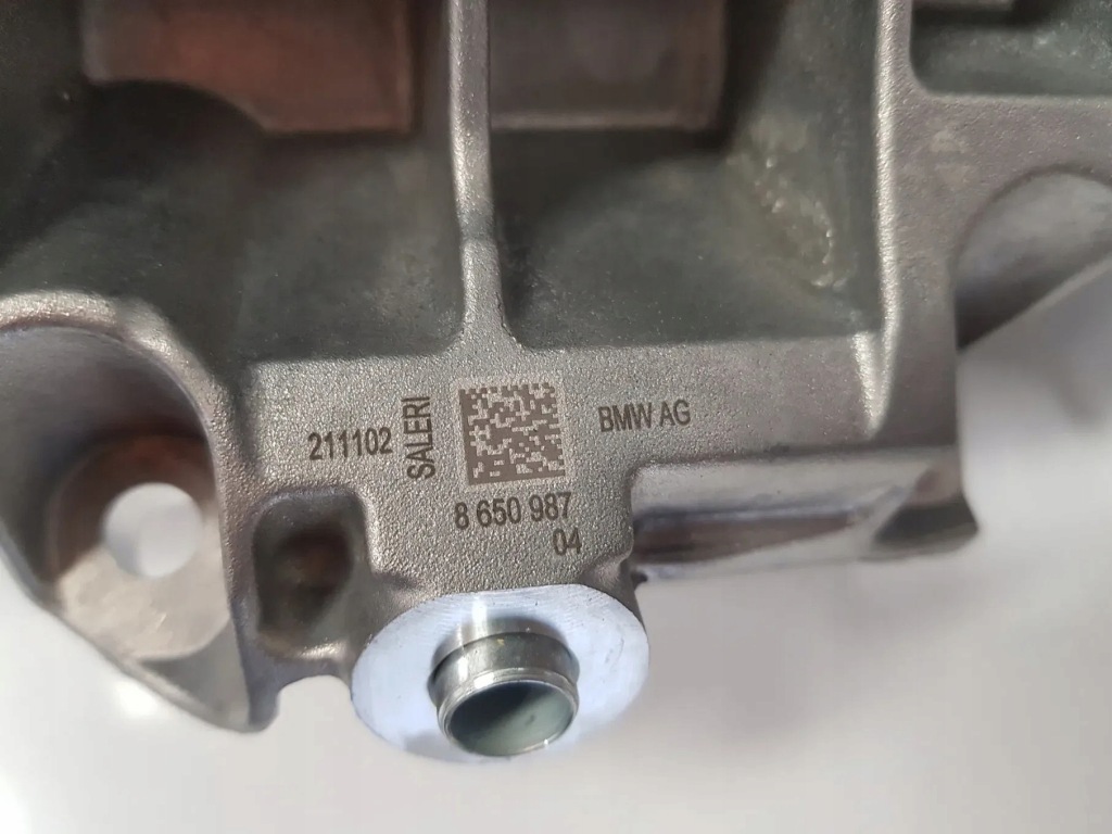 Nowa насос води термостат кронштейн кронштейн кронштейн bmw g20 g21 vg30 g31 g01 Доставка