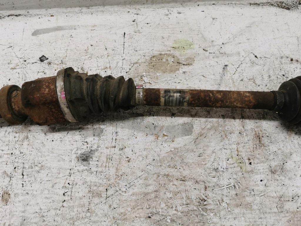 Привідний вал довга правий перед renault clio 3 1.5 dci Доставка