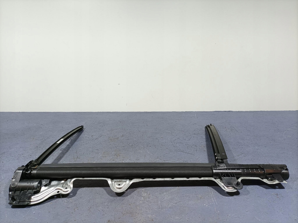 фото №1, Bmw x7 g07 шторка солнцезащитная дверь задняя задняя левая 7460477