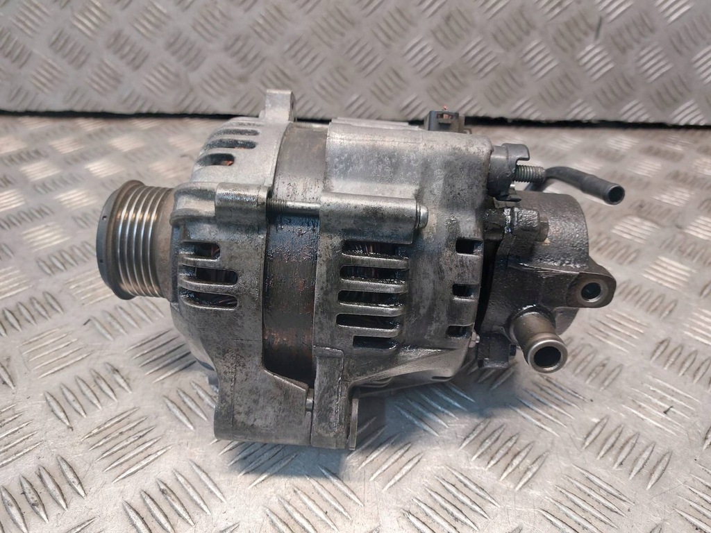 фото №1, Генератор + насос вакуум kia ceed i 2.0 crdi 37300-27021