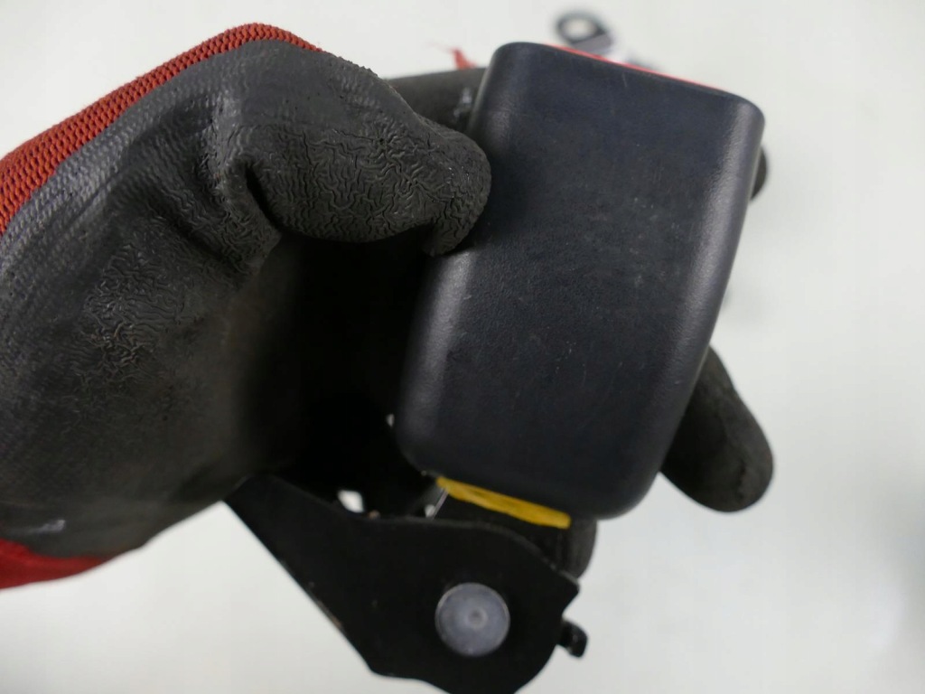 фото №3, Hyundai ix35 lift pas безопасности средний задняя