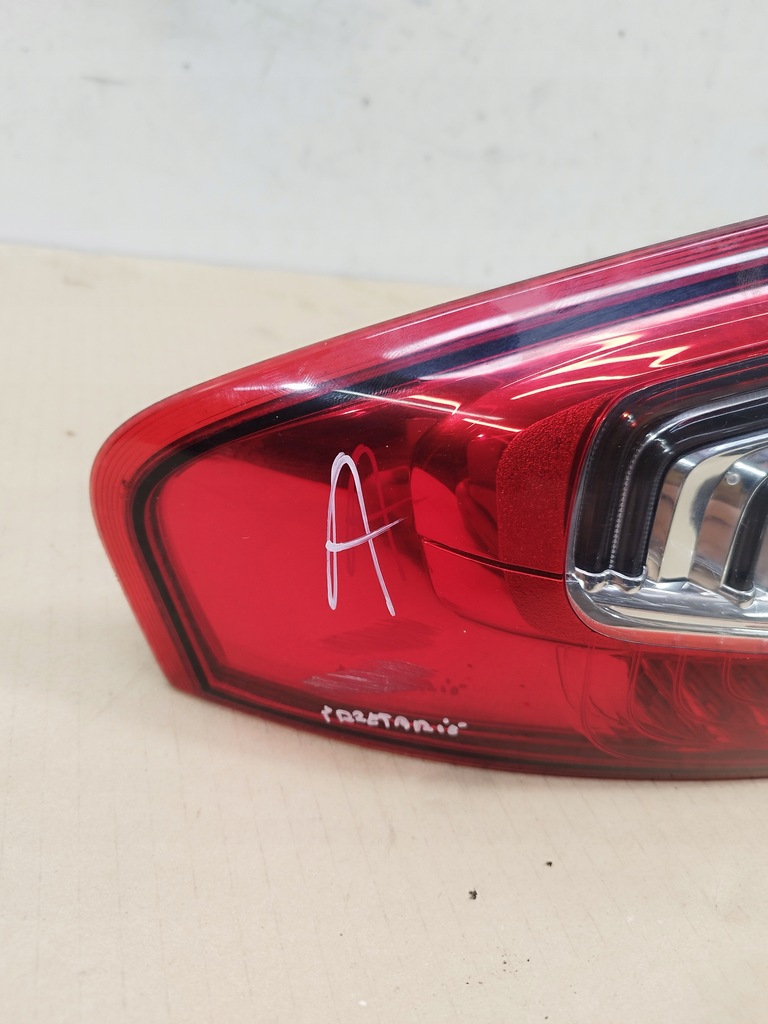 фото №6, Лампа левая задняя крыла ford mondeo mk4 iv lift lata 2010-2014 hb 5 дверь