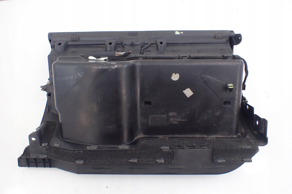 фото №9, Бардачок пассажира audi a3 8l lift quattro uk