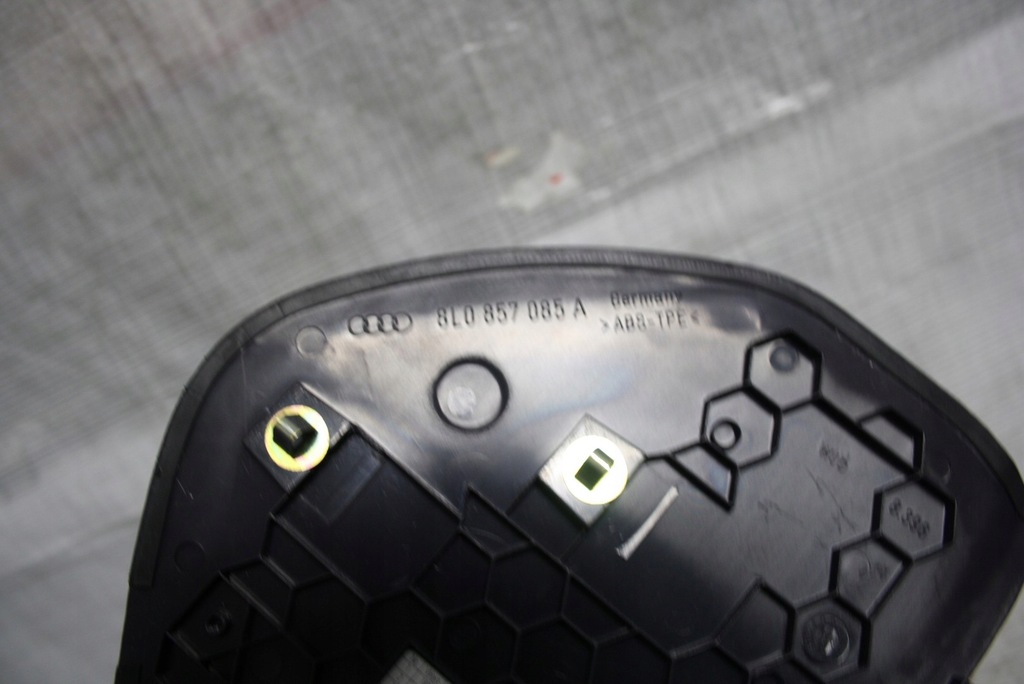 фото №4, Защита панели консоли audi a3 8l левая правая granat