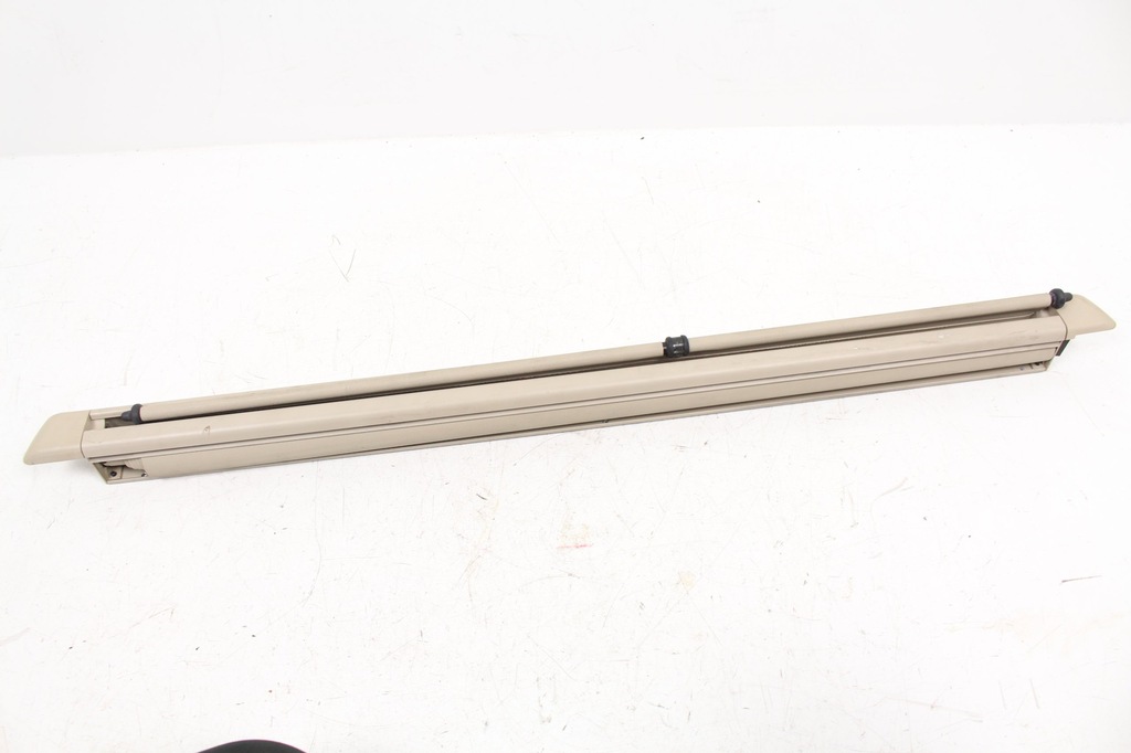 фото №1, Шторка двері правий задня cadillac srx 2005 04-