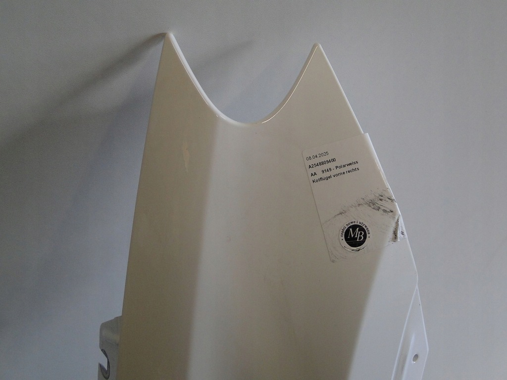 фото №12, Mercedes крила передній правий білий 149 glc 254 x254 suv c254 coupe