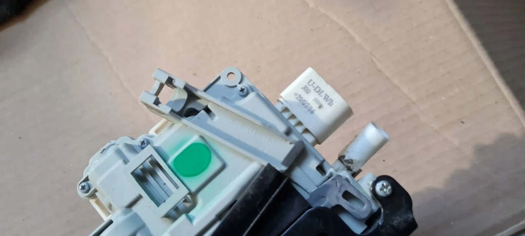 фото №11, S6 c7 4g a6 lift замок двері лівий перед 4g1837015a pod радар 9pin+2