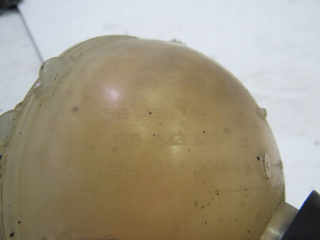 фото №4, Бачок расширительный peugeot 3008 1.6 e-hdi 11r