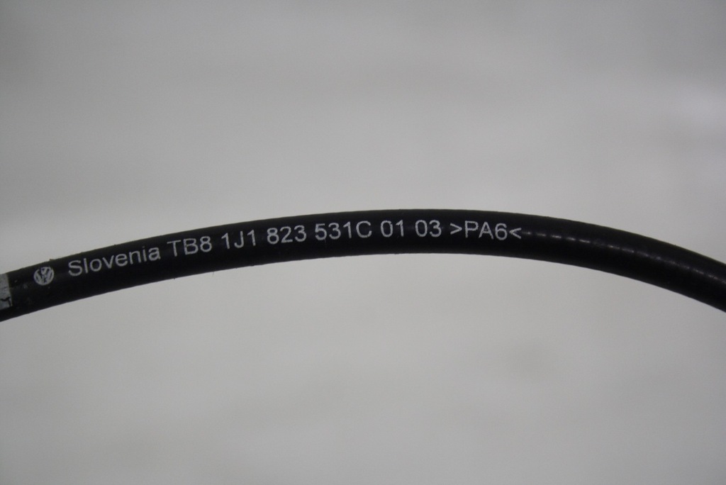 фото №7, Golf iv bora трос тягa капот 1j1823531c europa