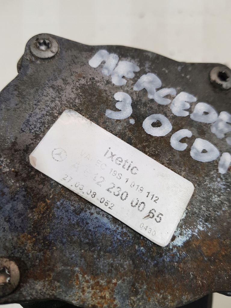 Насос вакуум a6422300065 w212 w221 w251 ml 3.0 cdi Киев