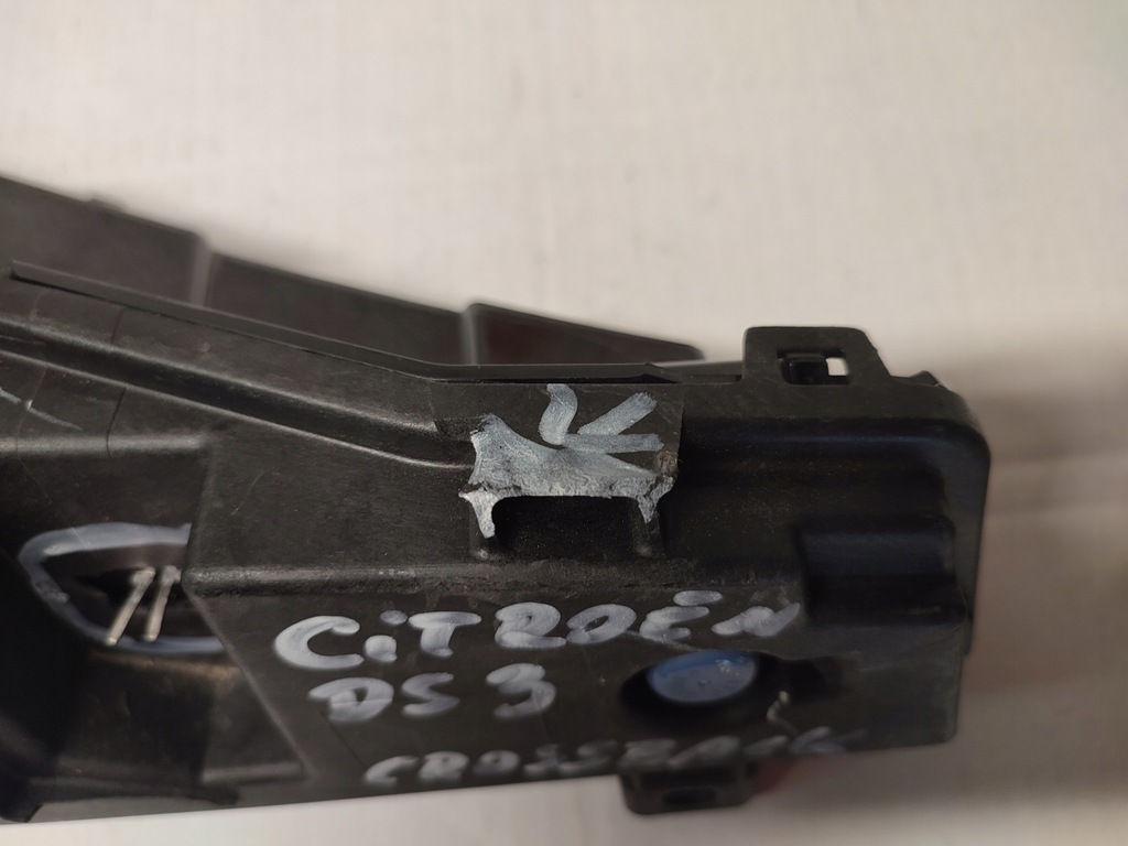 фото №8, Citroen ds3 crossback led бампера перед левый drl