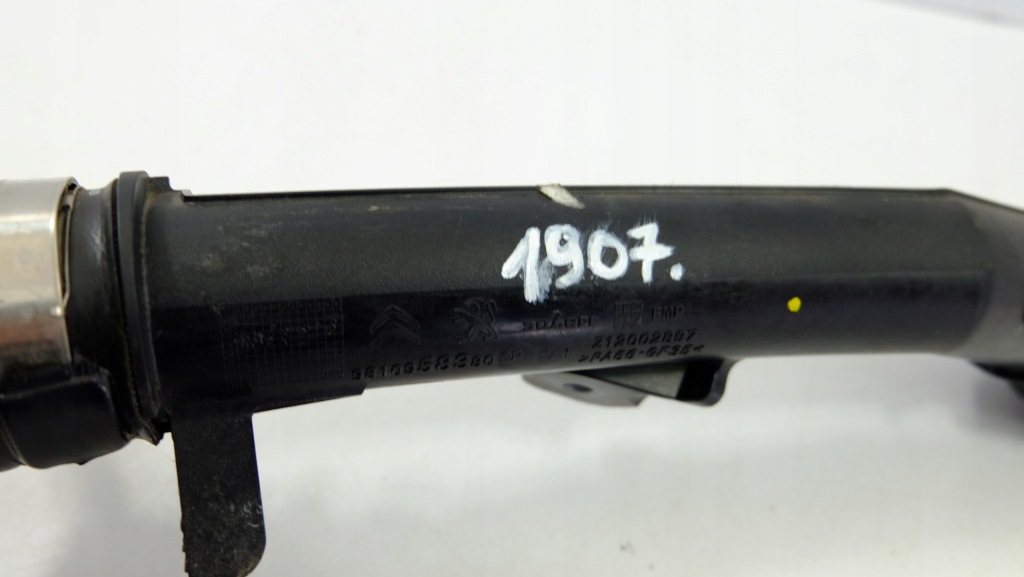 фото №4, Peugeot 2008 1.5 труба шланг повітря 9810958380