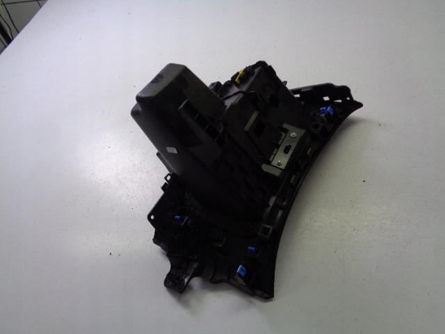 фото №4, Бардачок пасажира smart forfour a453 18 rok