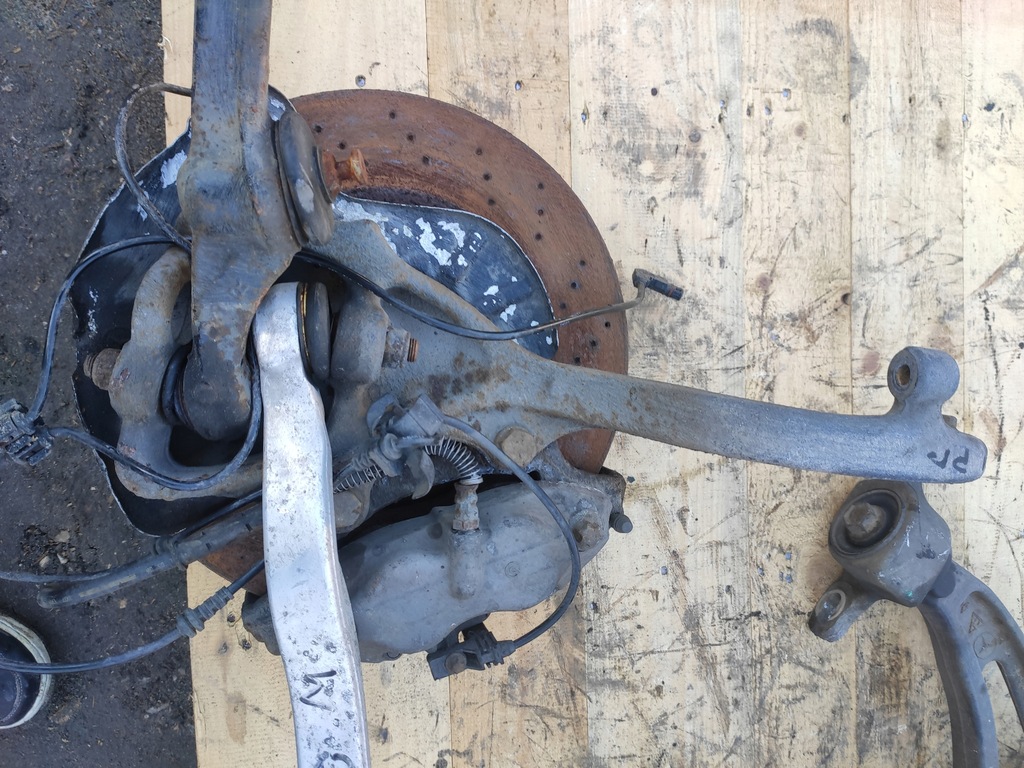 фото №10, Mercedes sklasa w221 поворотный кулак ступица рычаг диск суппорт правый левый перед