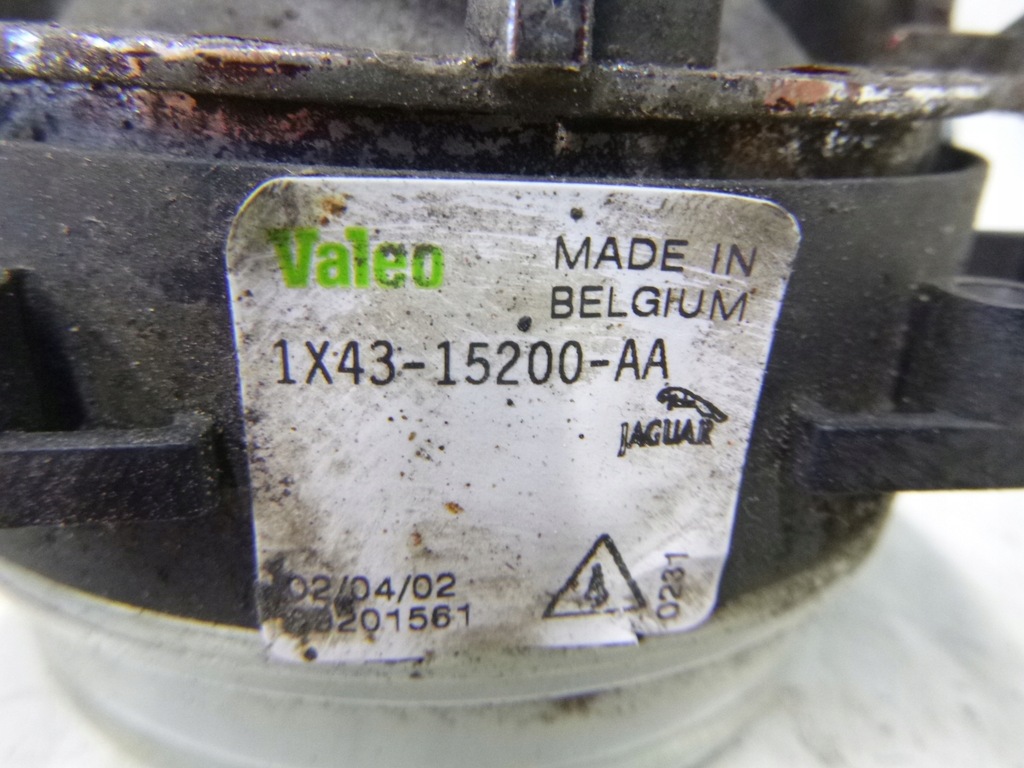 фото №4, Противотуманная фара jaguar x type 02r.