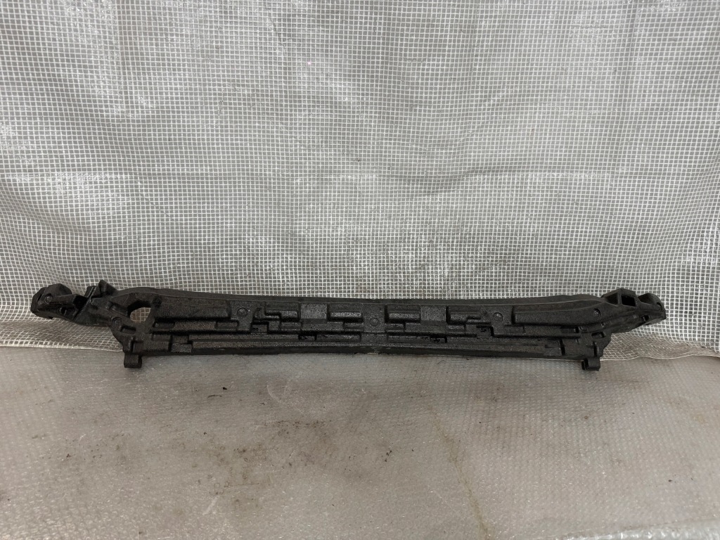 Купить Mercedes bklasa w247 абсорбер пена