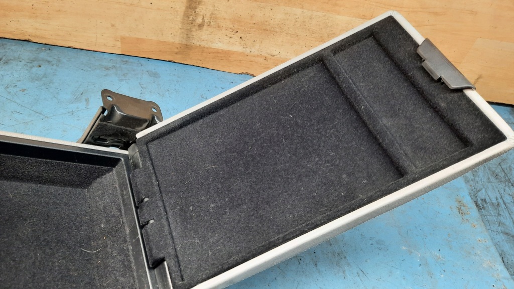 фото №9, Podłokientik задний сиденье mercedes w220 s-klasa