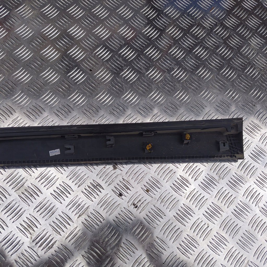 фото №5, Молдинг дверь левый перед kia stonic 87723-h8400