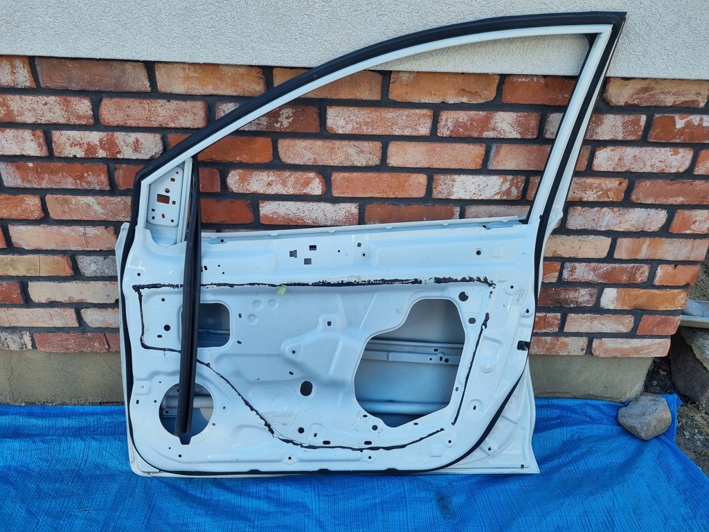 фото №9, Nissan pulsar дверь правое перед передние
