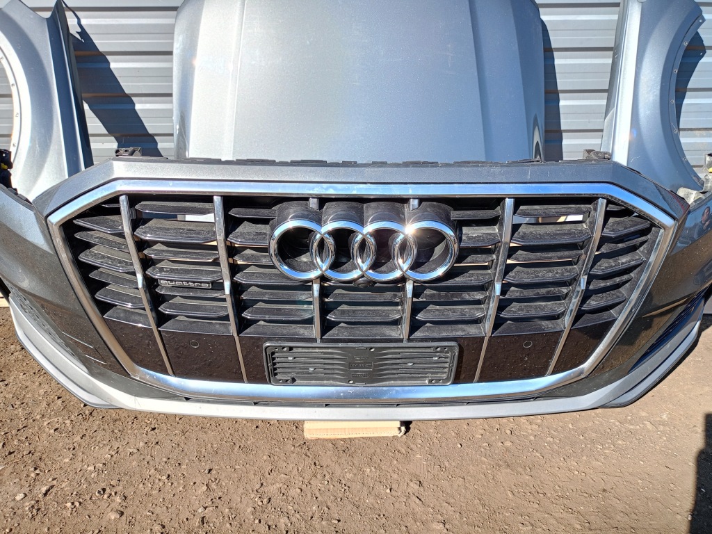Капот фары бампер крыло  ремень перед audi q7 4m рестайлинг  s-line в Украине