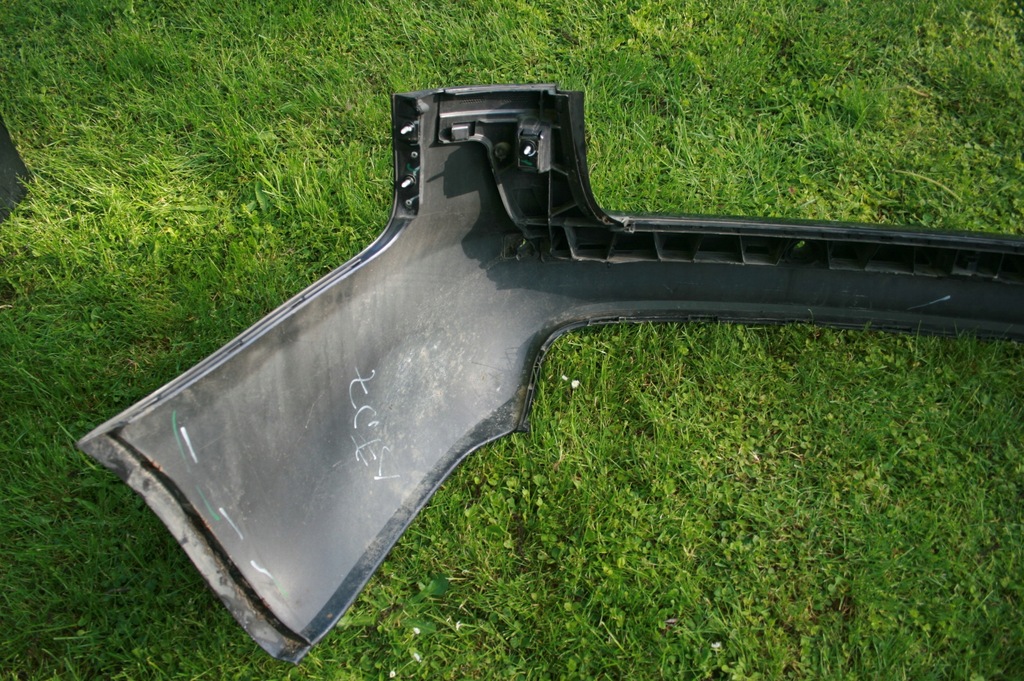 фото №7, Audi a6 c6 kombi 4f9 бампер задня