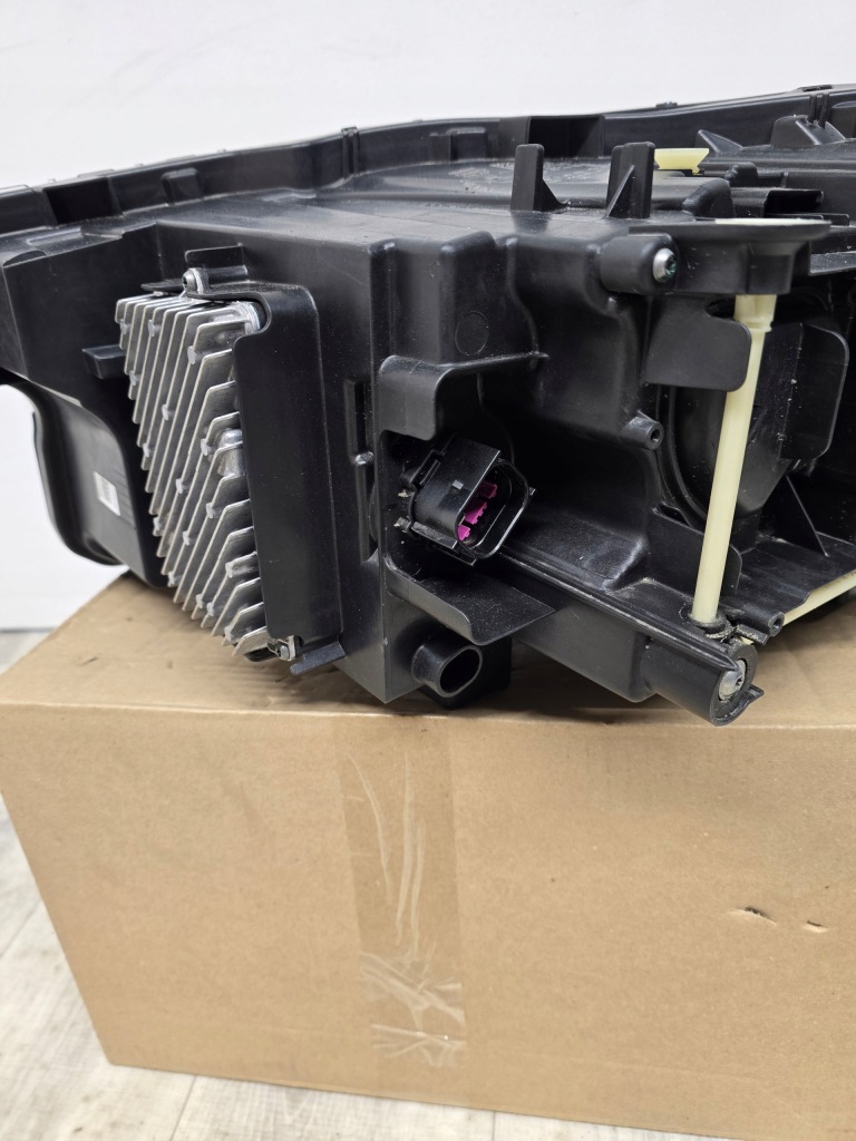 фото №12, Лампа audi q4 e-tron full led 89a matrix правая правый перед europa