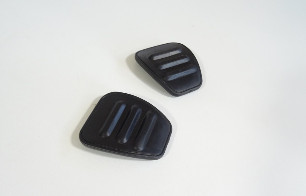 фото №1, 2010+ mustang педаль гальма зчеплення накладка гумовий елемент