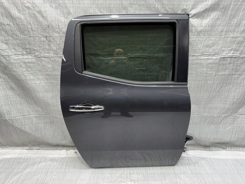 фото №1, Дверь задняя задние правое mercedes w470 x klasa w470 - дверь