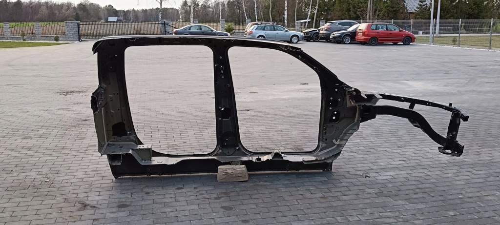 Кабина bok обшивка кронштейн порог стойку четверть левый левая dodge ram 2019- в Украине