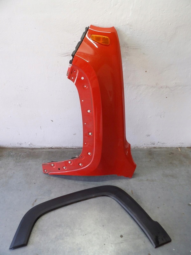 фото №1, Крыло молдинг левый перед jeep renegade 2014-2018 562