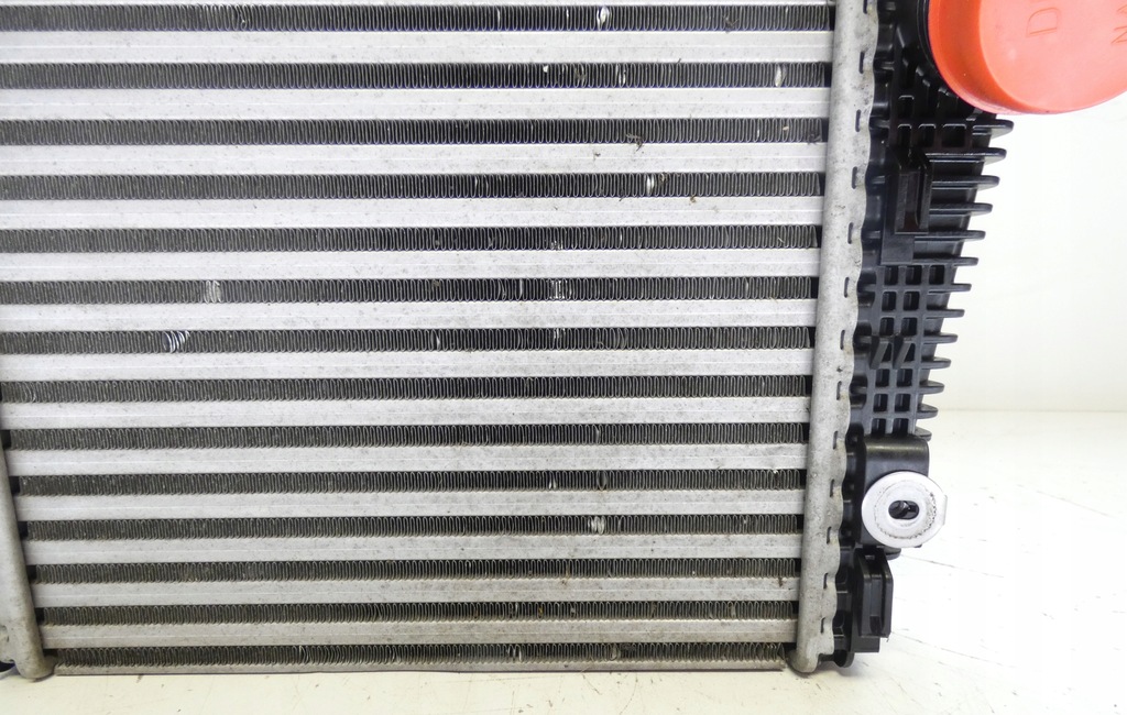 фото №10, Porsche macan 95b145803g радиатор интеркулер левая