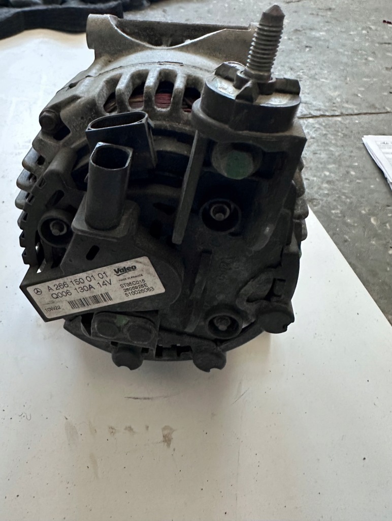 Купити Mercedes a klasa w169 бензин генератор 90a eco запуск стоп a2661500101