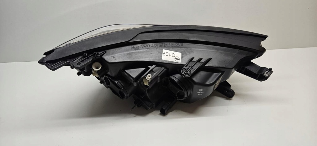 Opel mokka x рестайлінг  фара звичайний з led фара ліва Оригінал