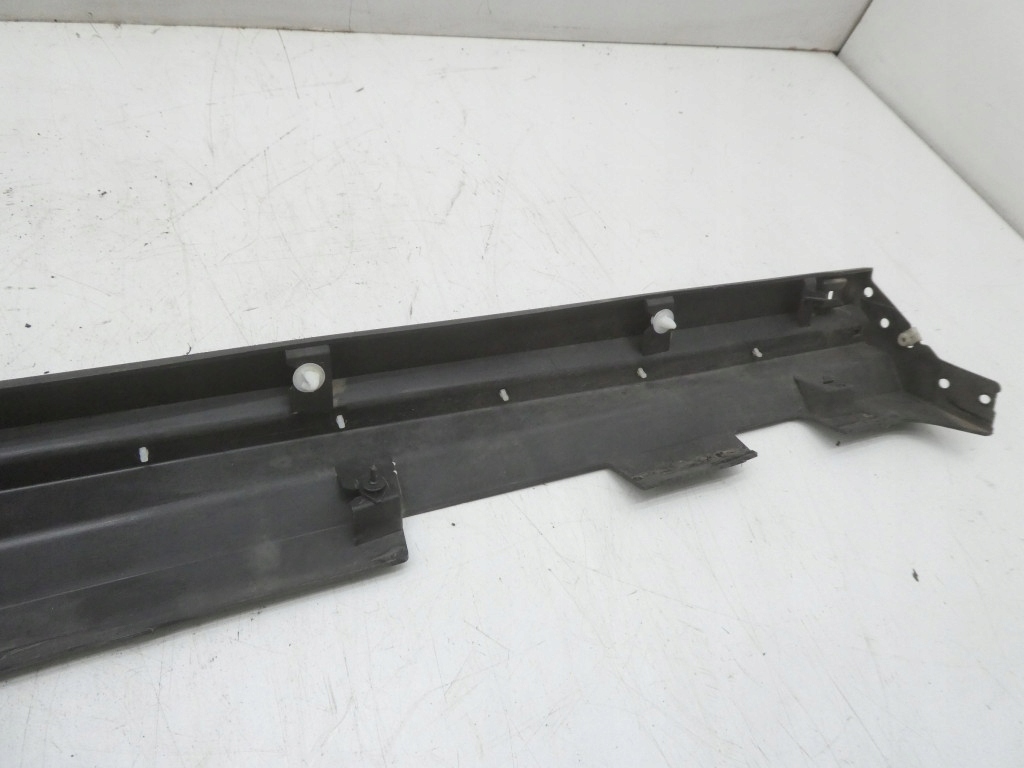 фото №8, Volvo xc40 молдинг поріг 31448224 права зовнішня