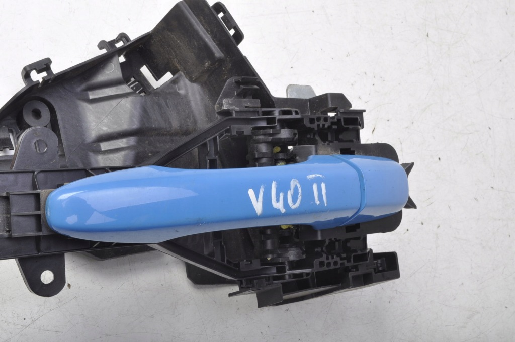 Volvo v40 2 ручка дверь наружная правая  перед 31276224 Киев