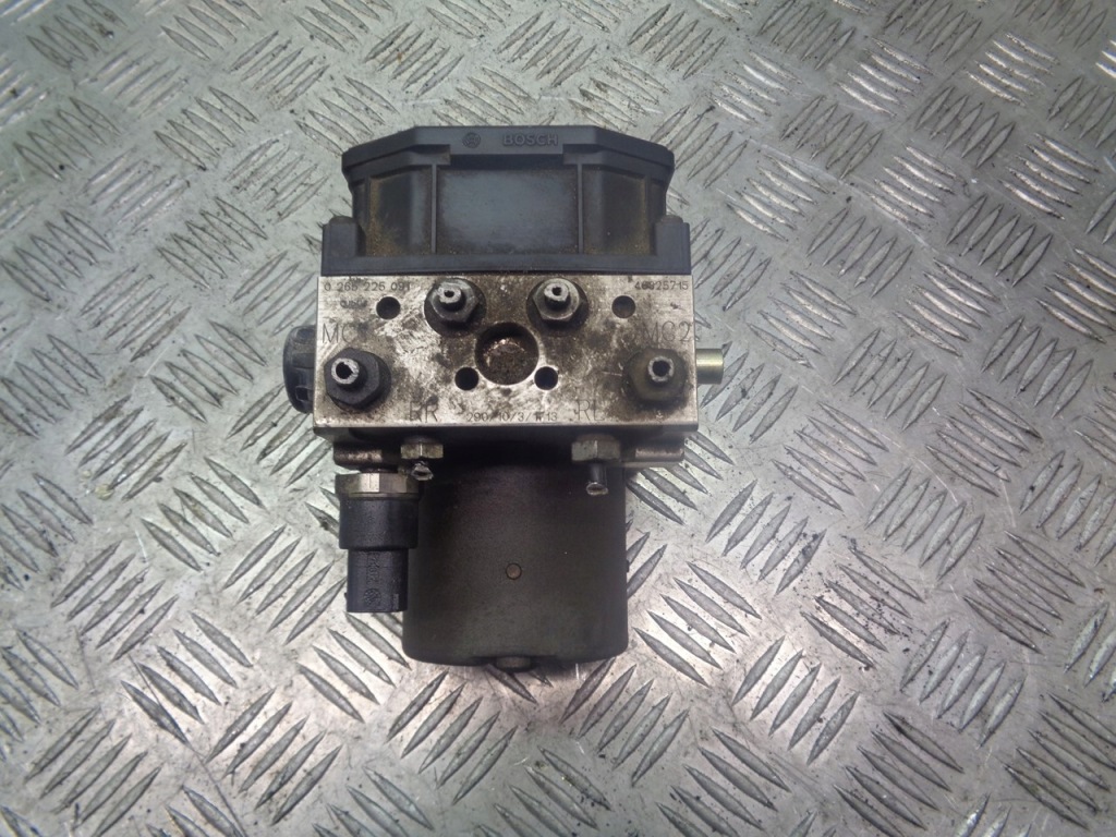 фото №1, Насос abs fiat stilo 1.6 16v 46825715
