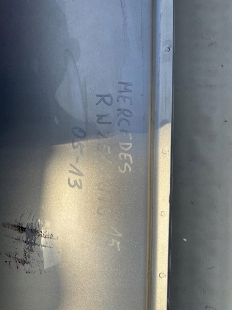 фото №5, Двері ліва задня mercedes r w251 long 05-13