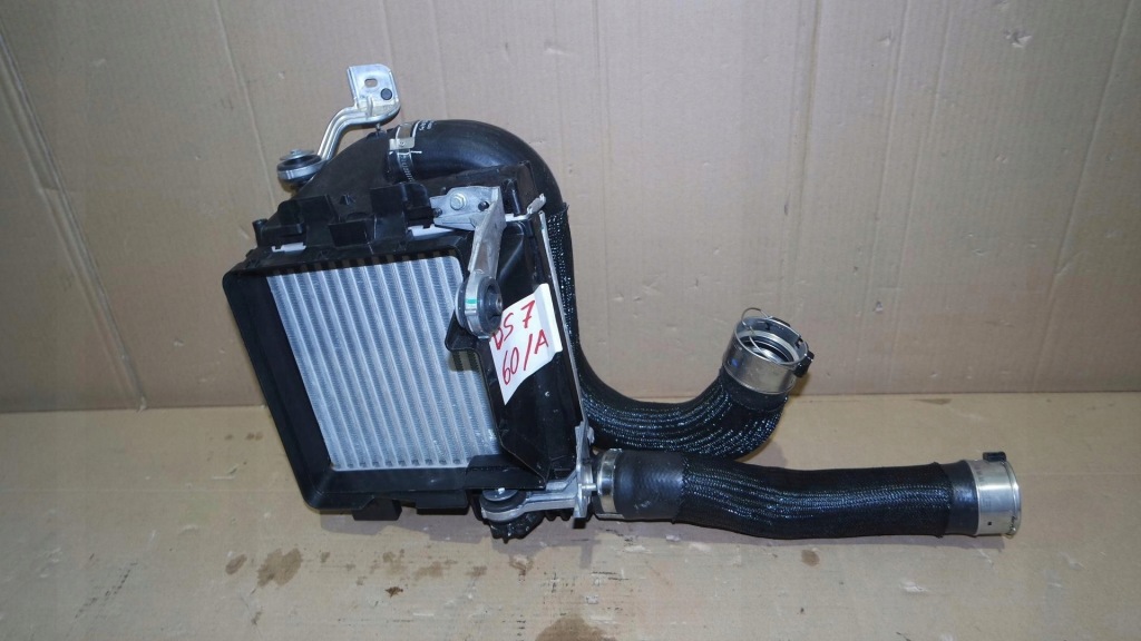 Радіатор інтеркулер ds7 crossback рестайлінг  2023r. 9675627980 Київ