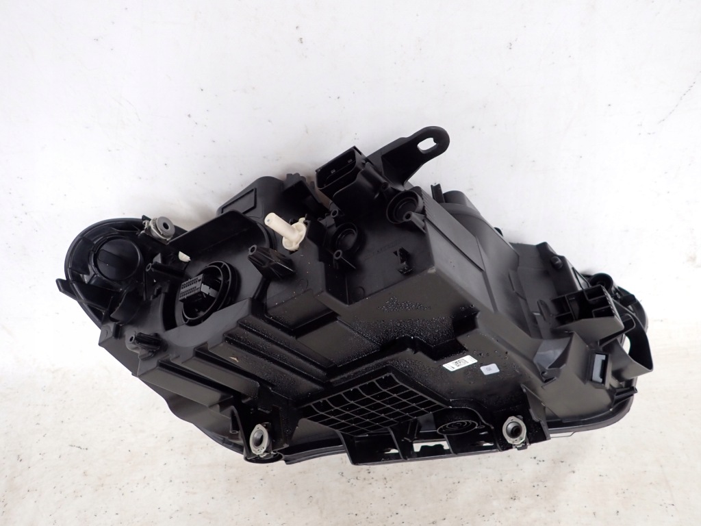 Bmw x1 f48 лампа левая перед передняя full led 7495003 Киев