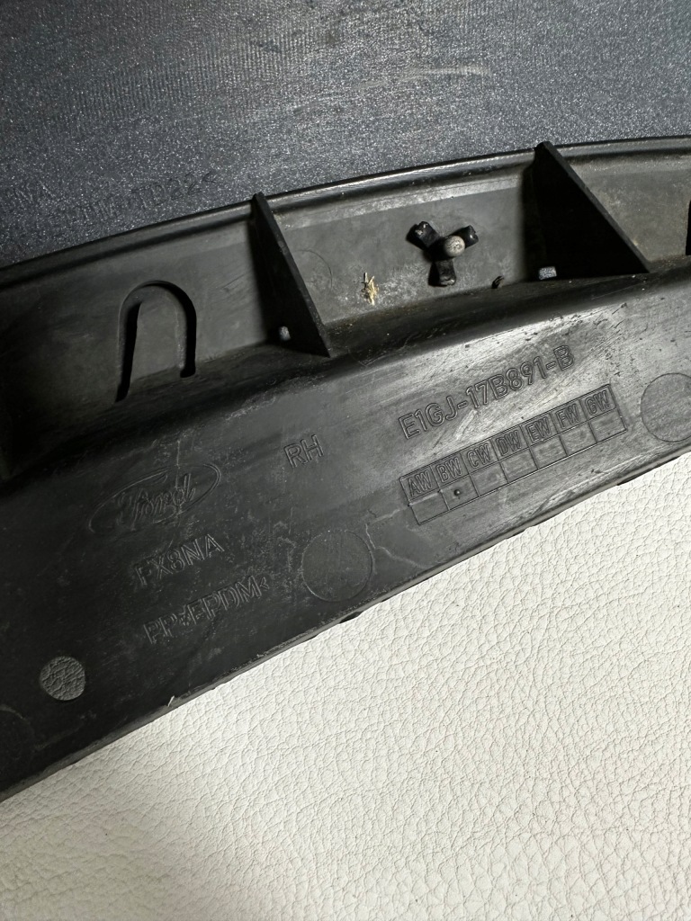 фото №8, Ford s-max mk2 молдинг бампера права задня