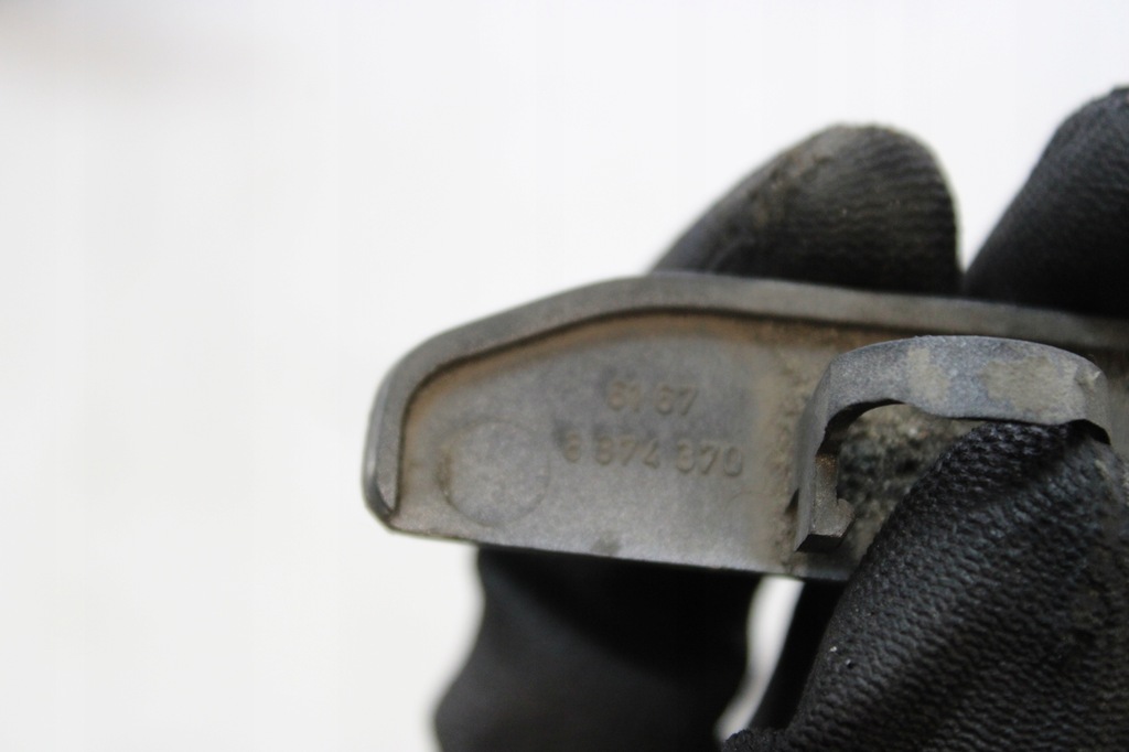 фото №5, Bmw e46 заглушка распылителя лампы правая 8374370 titansilber