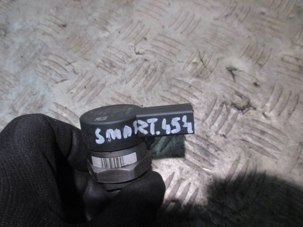 фото №1, Клапан пального na рейка smart forfour i 1.5 a6110780449